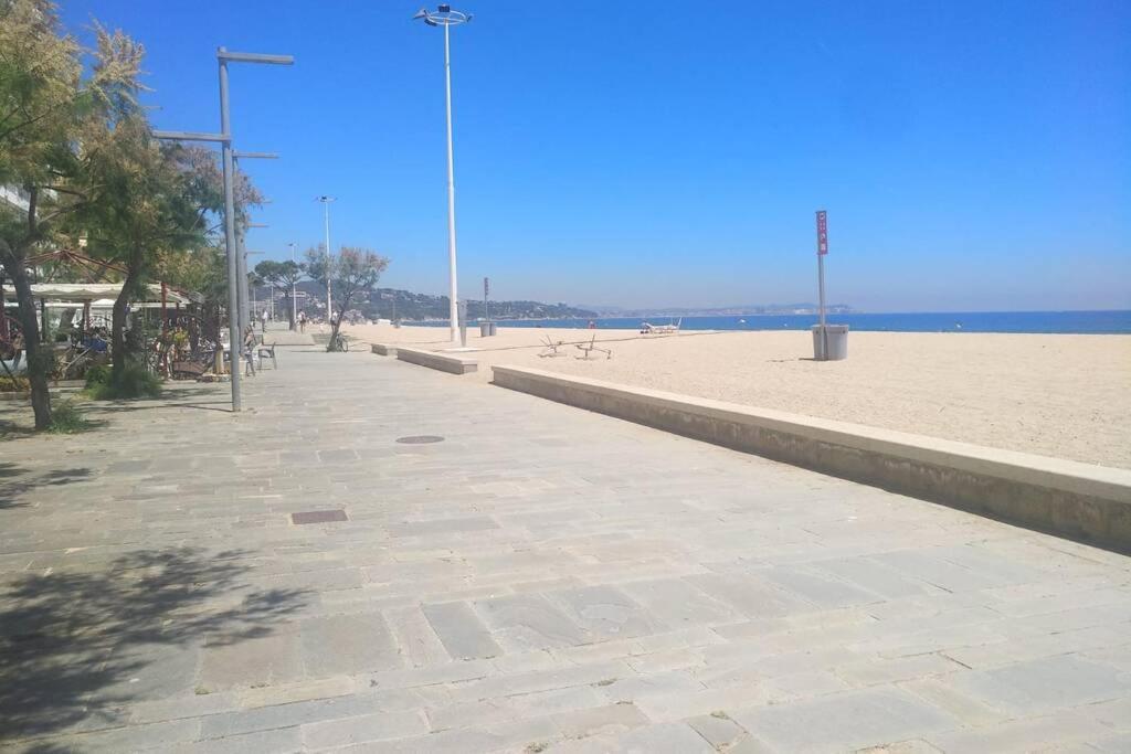 Апартаменты Estudio Primera Linea De Mar Con Piscina Y Parking Платья-де-Аро Экстерьер фото